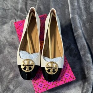 Tory Burch Chelsea Cap-Toe Ballet Flats – Size 8.5 – Retail $349